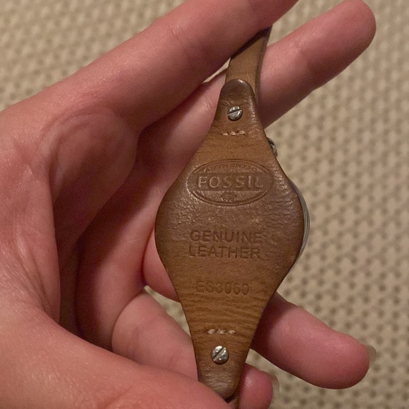 Fossil Watch - Light Tan Leather and Silver - Picture 3 of 3